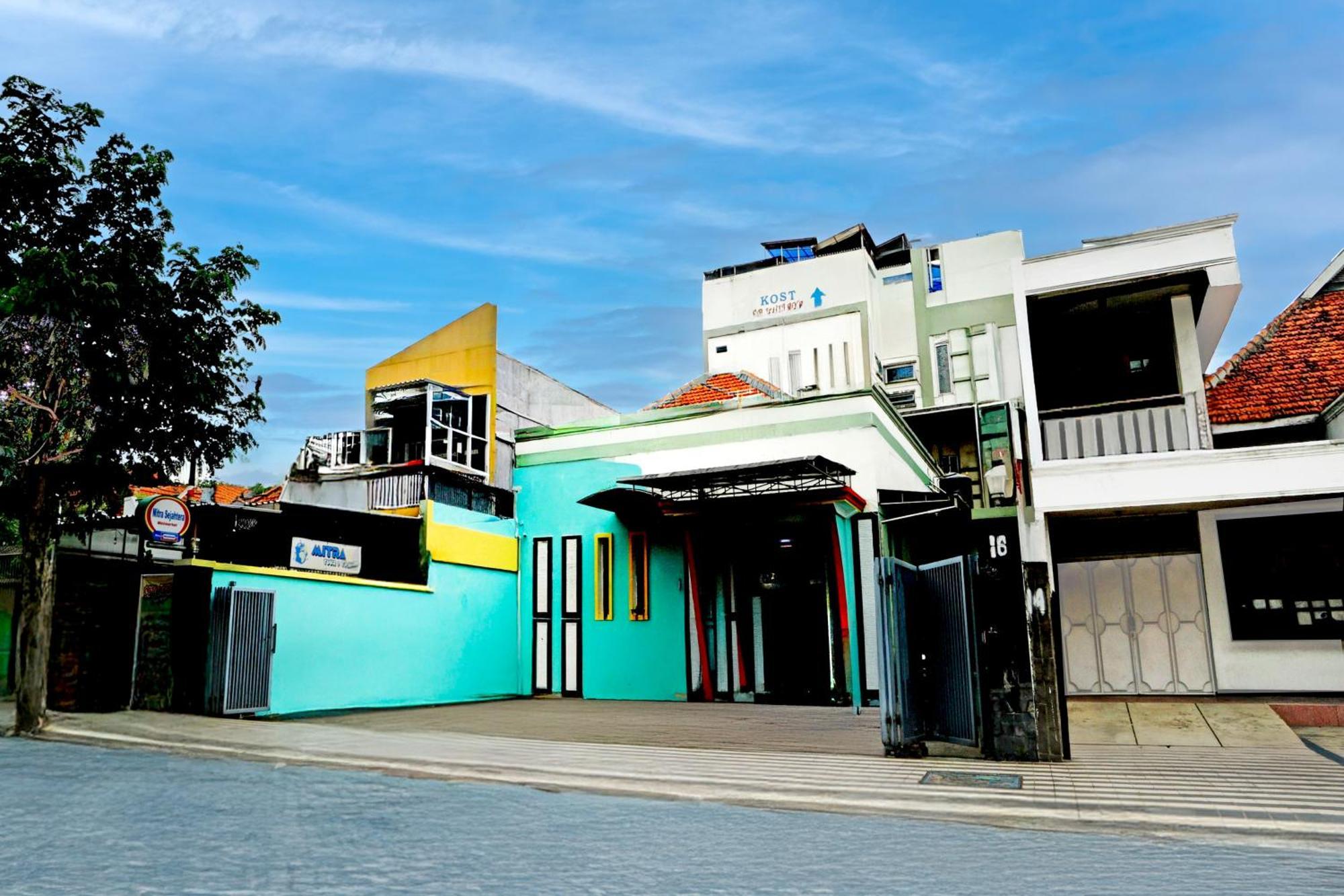 Hotel O Tegalsari Near Tunjungan Plaza Surabaya Luaran gambar