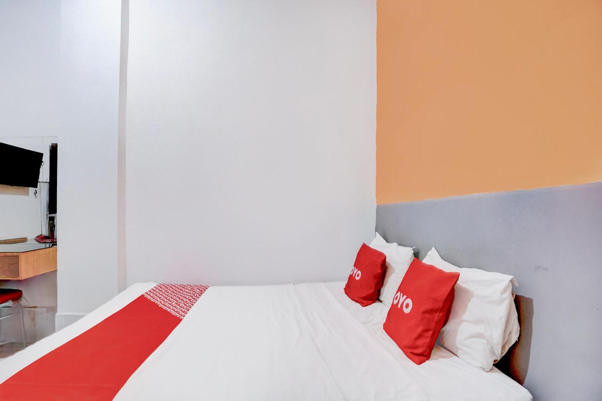 Hotel O Tegalsari Near Tunjungan Plaza Surabaya Luaran gambar